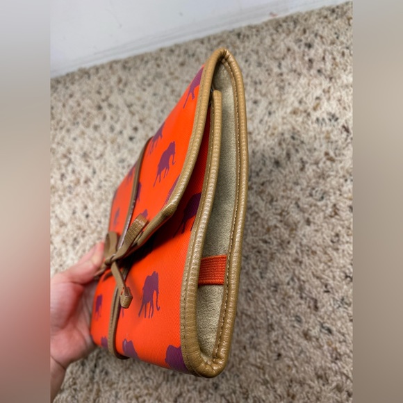 Stella & Dot jewelry case orange with Elephant Design - Picture 10 of 10